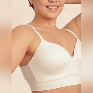 NIP Truekind Supportive Comfort Wireless Shaping Bra White 156403 Size XL‎